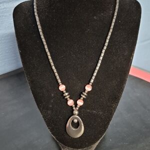 Elegant Black and Pink Beaded Necklace